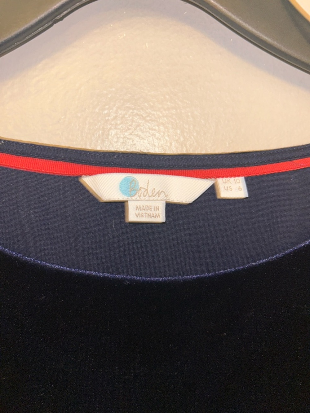 Boden Shirt - navy blue “Suki Velvet” long sleeve top - Picture 4 of 9